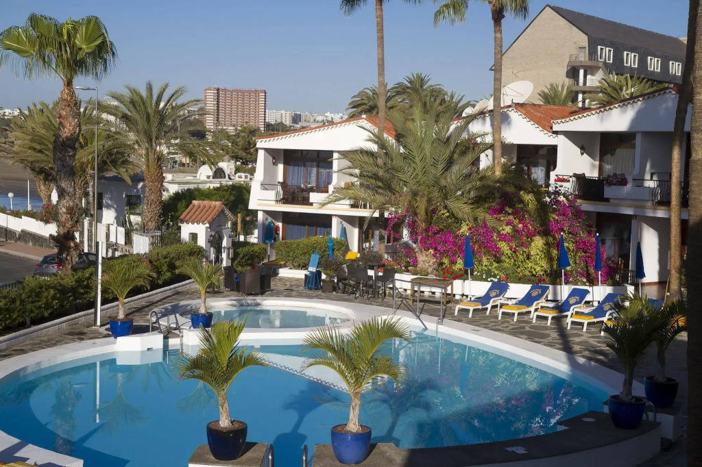 Sunsuites Carolina