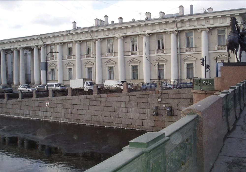 Апартаменты Уютные мини у Аничкова моста
