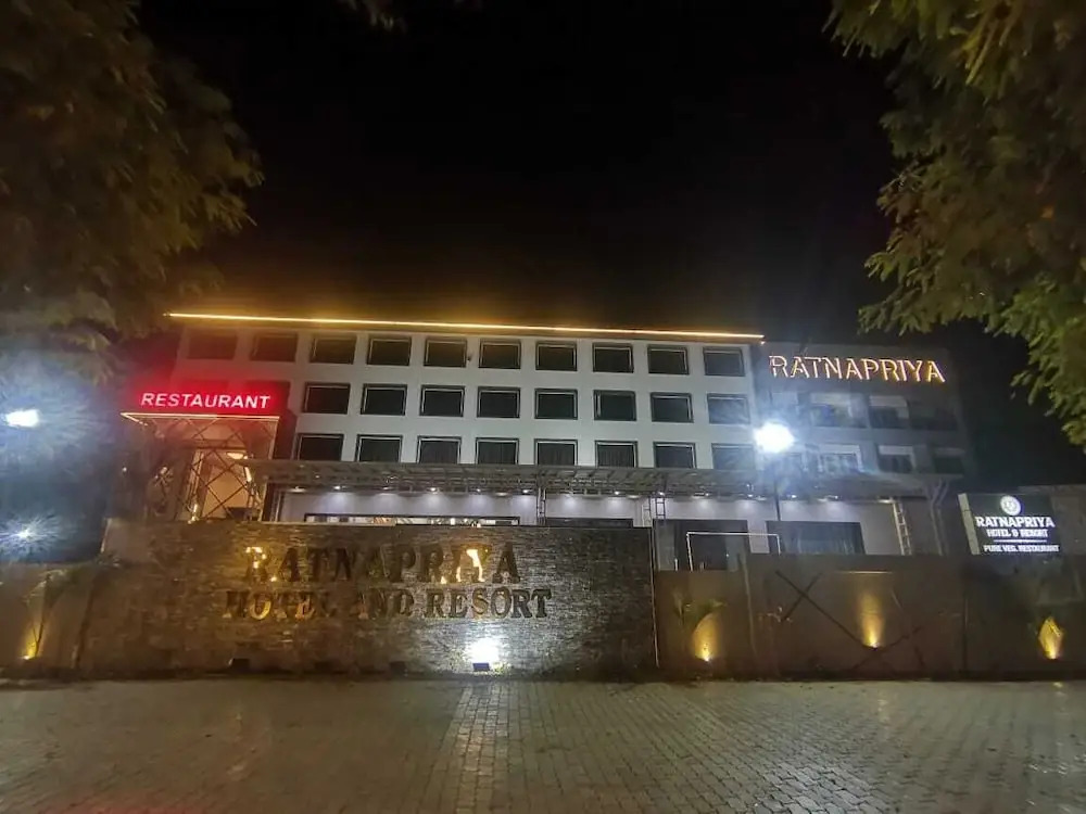 Ratnapriya hotel and resort
