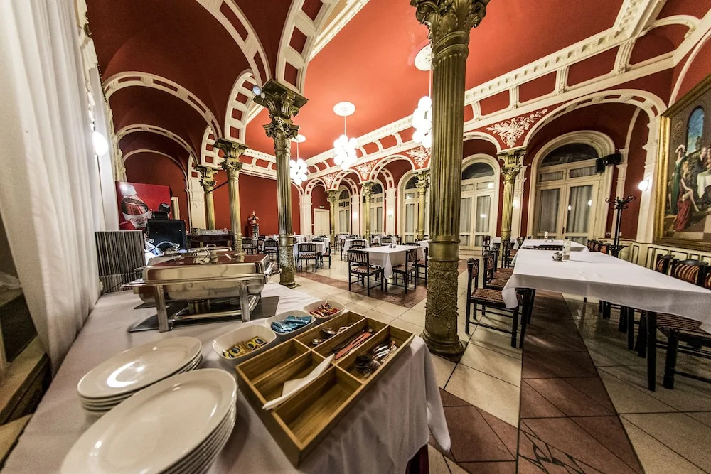 Korona Hotel