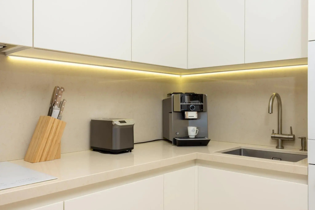 Sun Apartments АК Карат 21