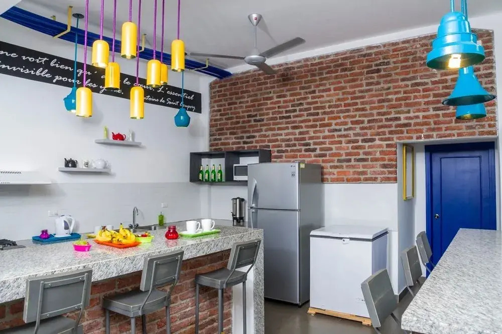 Tomo Hostel