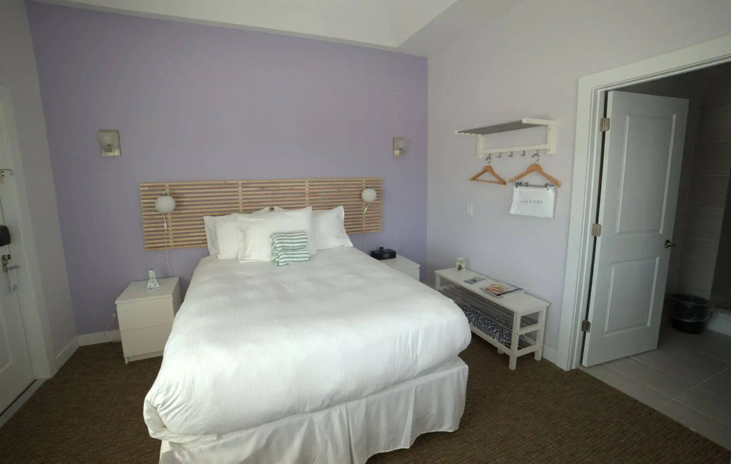 Casey Key Resorts - Beachfront