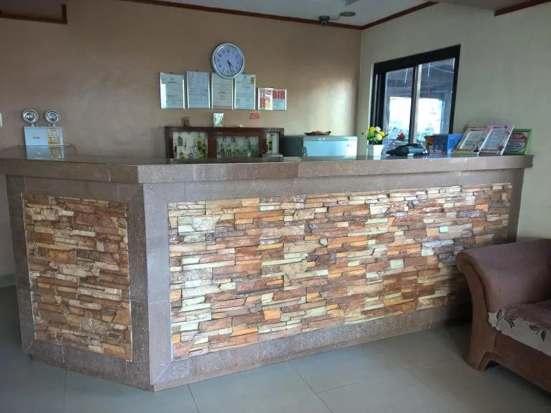 Avia Inn