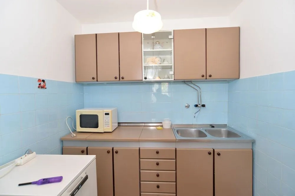Apartment 603