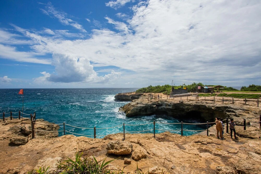 Maharatu Bungalows & Bar Lembongan