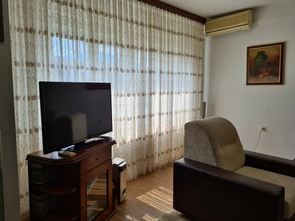 Ivana's apartment
