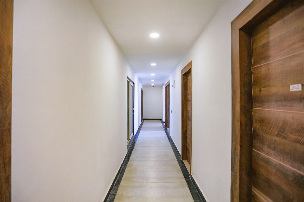 FabHotel F9 Noida Sector 27