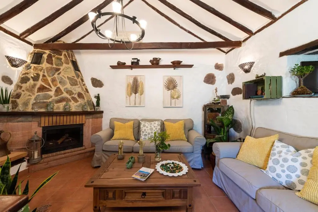 Las Casas de la Rueda - El Patio