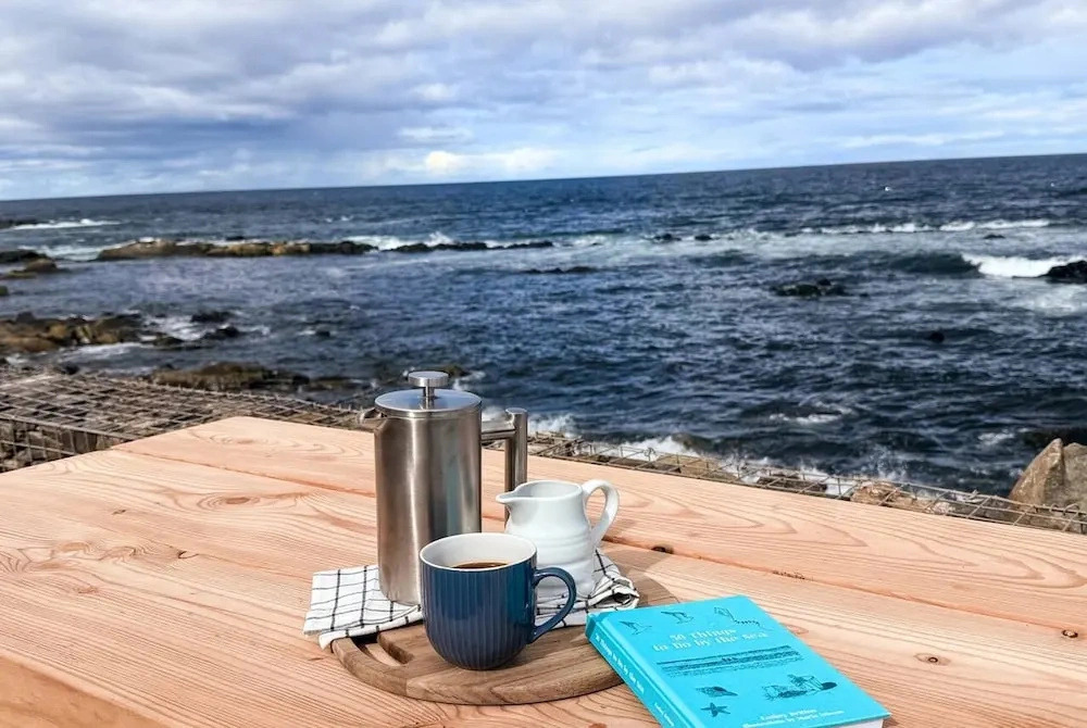 Writer s Retreat - Peaceful Cosy Seafront Retreat for Two
