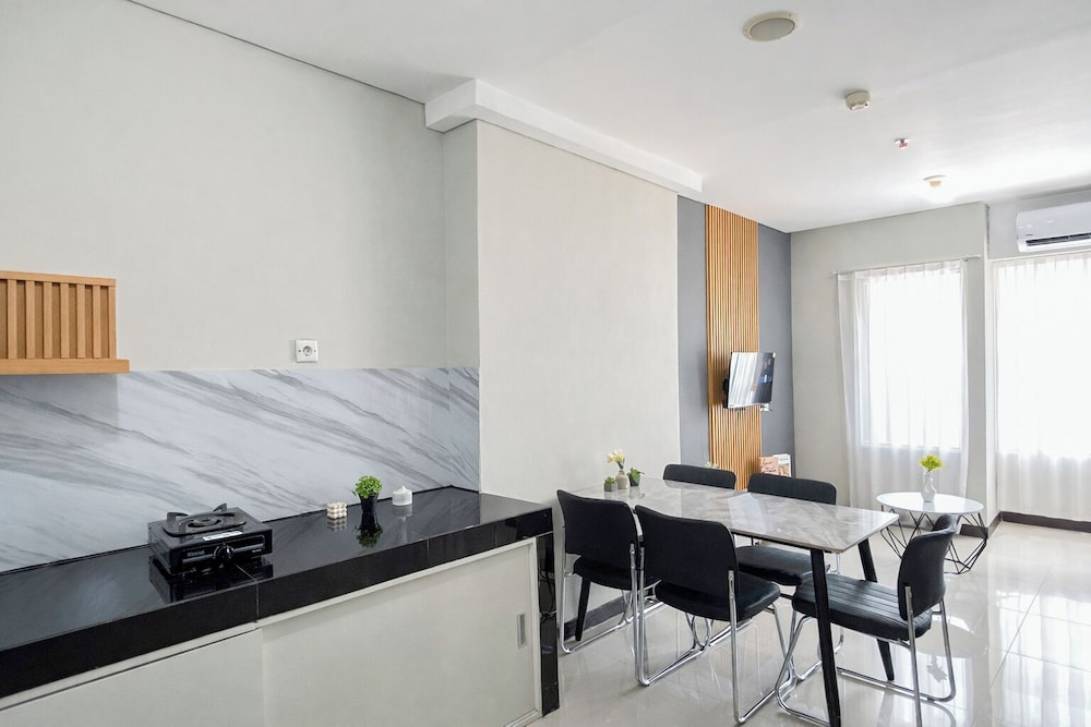 Cozy 2Br For 4 Pax At Nifarro Park Apartment