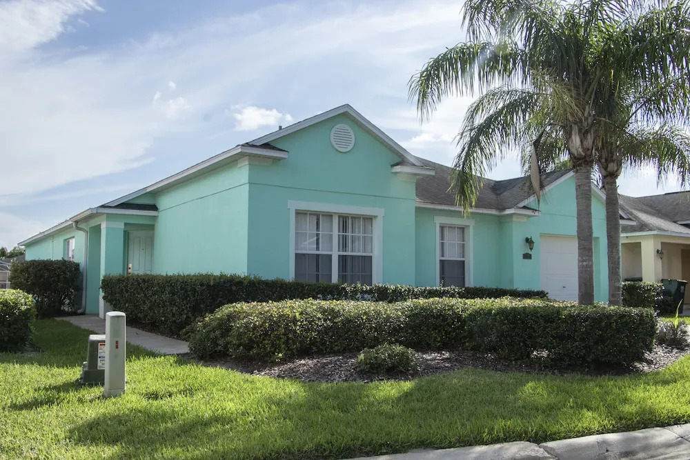 Davenport Pool Homes by RMG  - Town Center Reserve