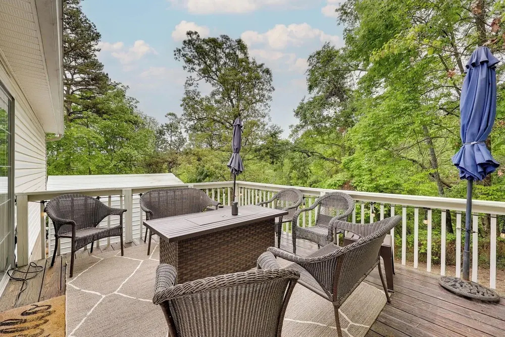 Peaceful Rogers Home Near Beaver Lake!