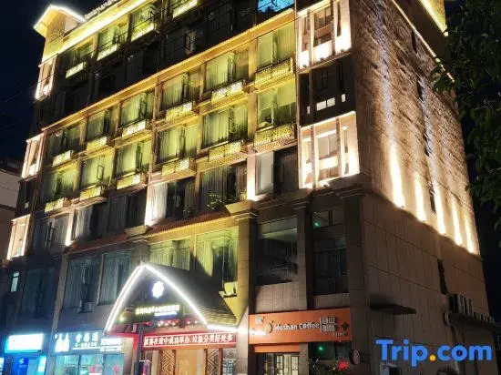 Bengenei Hotel