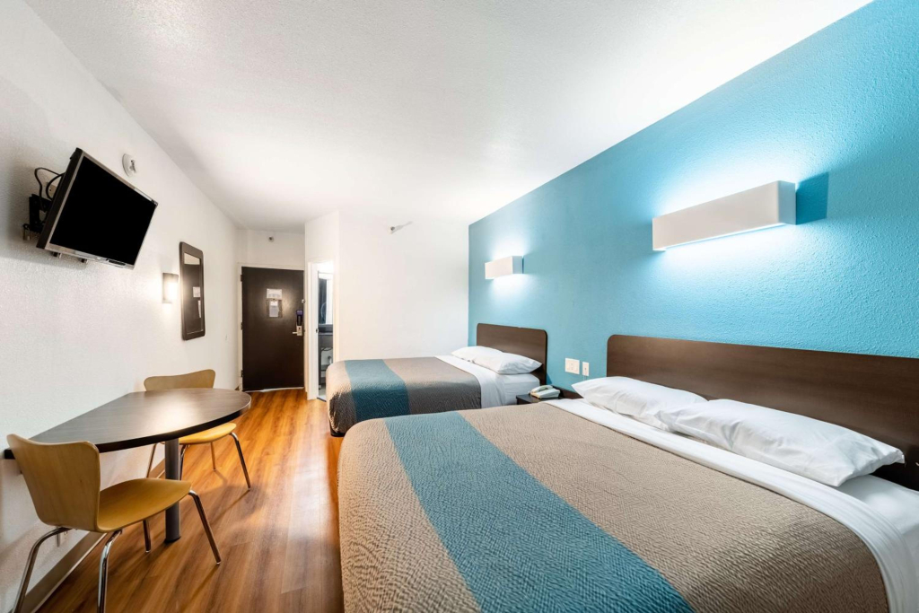 Motel 6-Lewisville, TX - Medical City