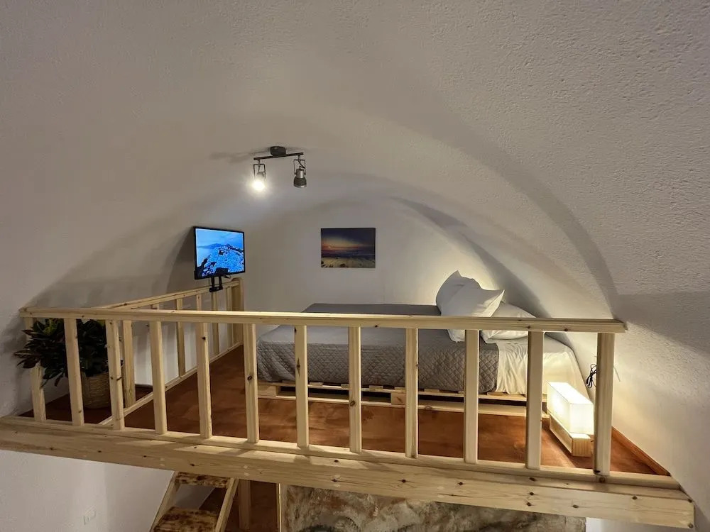 Villa Sertis Santorini