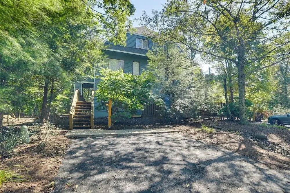 Groups Welcome! Condo ~ 1 Mi to Wintergreen Resort