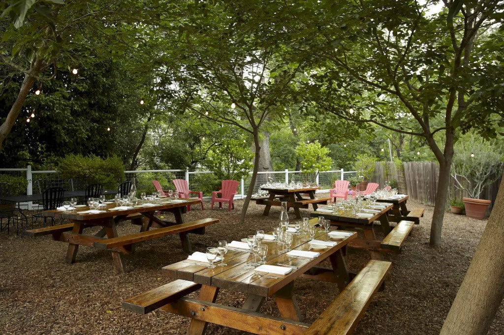 Calistoga Inn Restaurant & Brewery