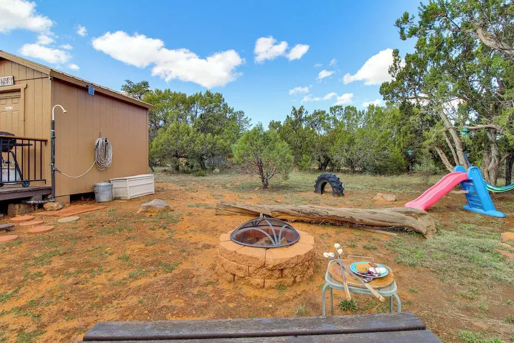 Hike & Fish: Family Escape w/ Fire Pit in Heber!