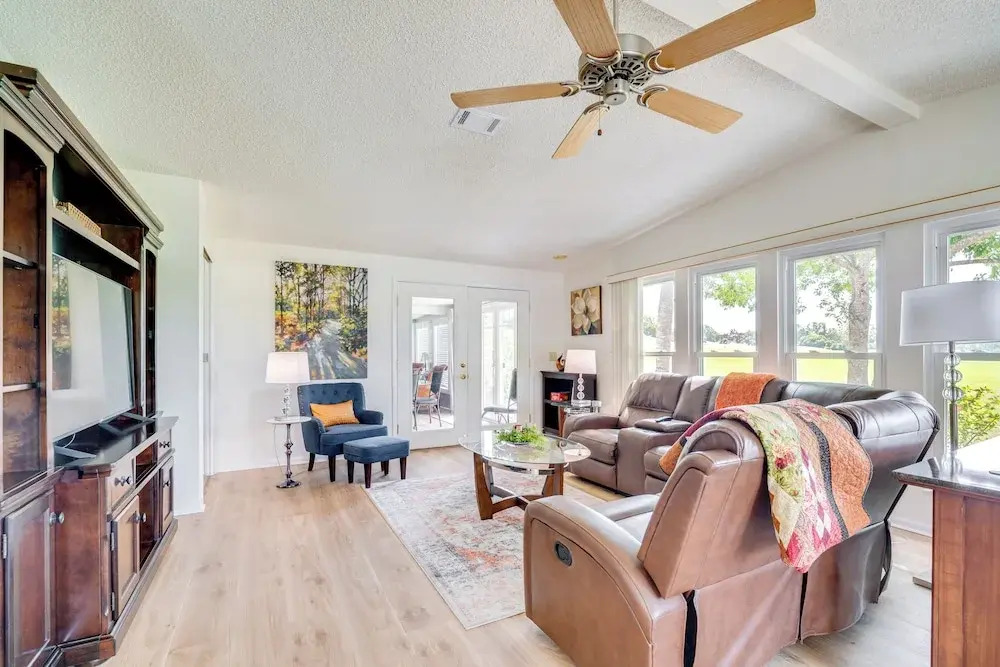 Golf-Front Hilltop Cottage in The Villages
