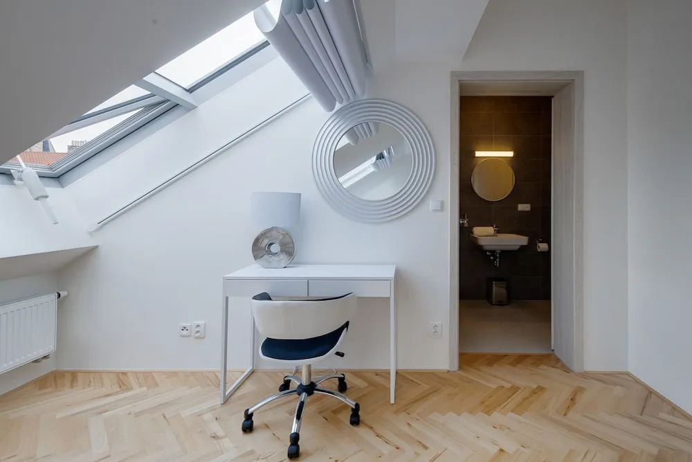 Gold Art Apartments