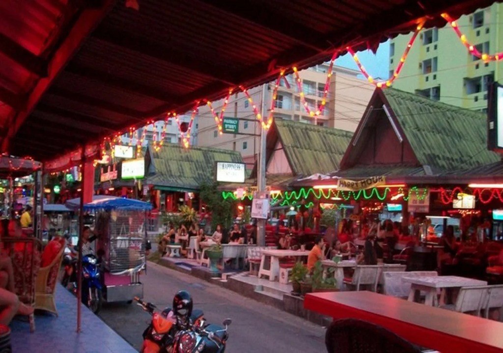Hotel Pattaya Beach