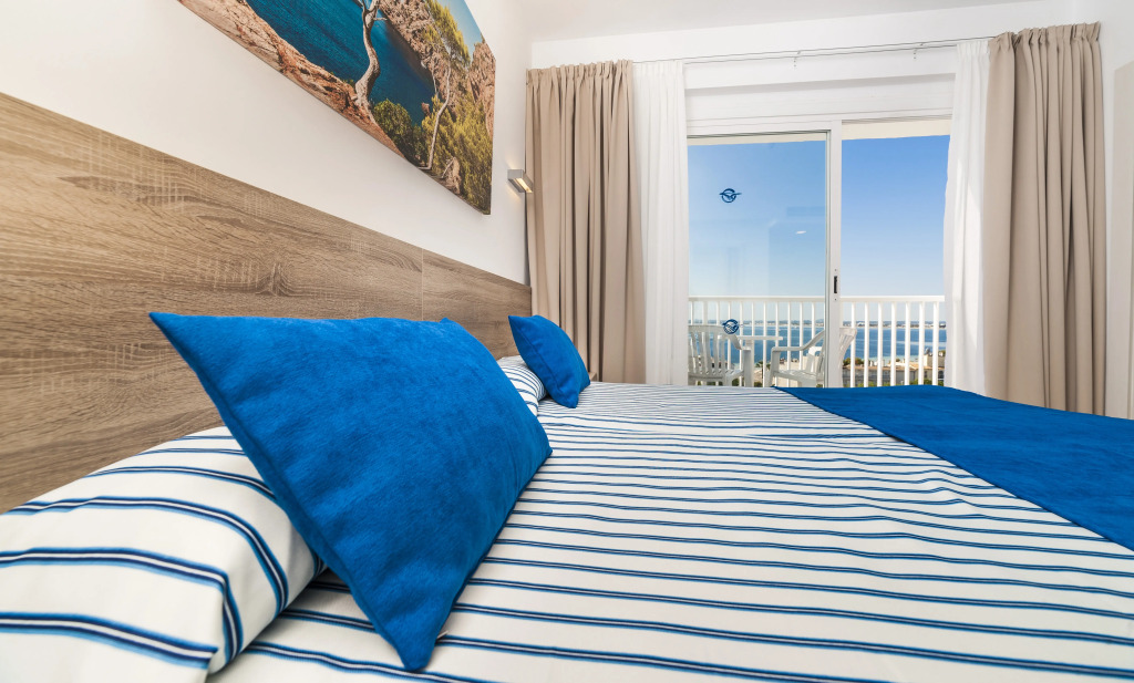 Отель Globales Condes de Alcudia