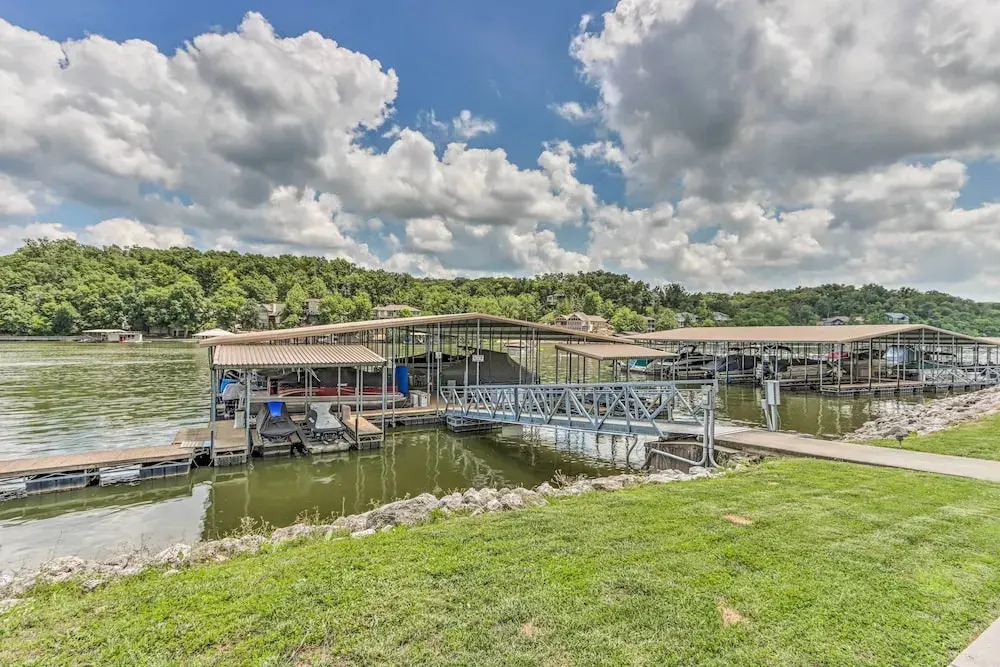 Lake & Poolside Fun! Water-view Camdenton Condo