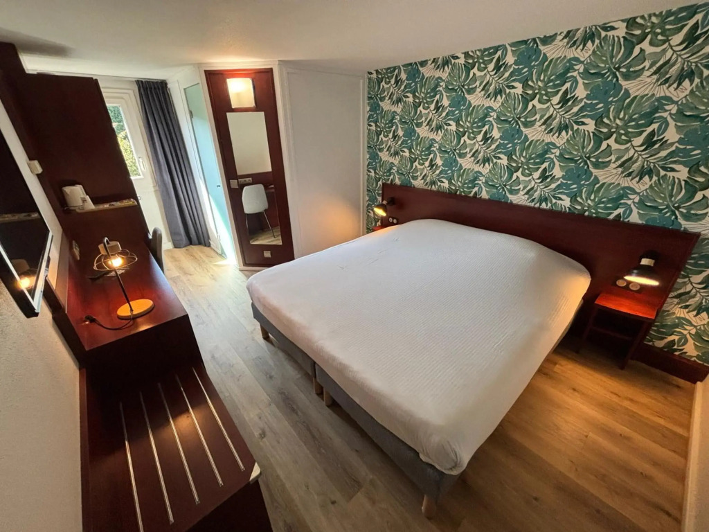 Kyriad Bordeaux Lormont