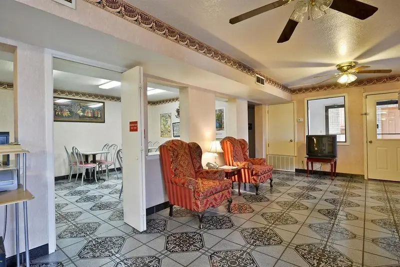 Budget Inn San Antonio Downtown I-10 East