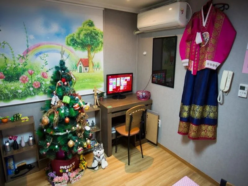 Apple Guesthouse