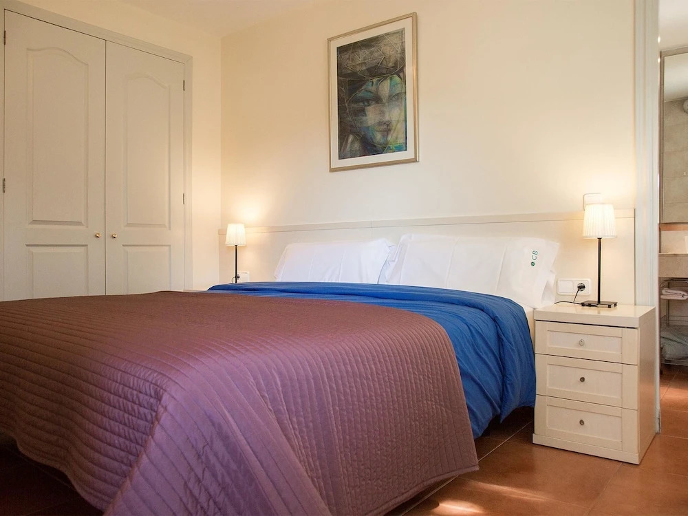 Apartment Near the Beach for 6 People in Pals
