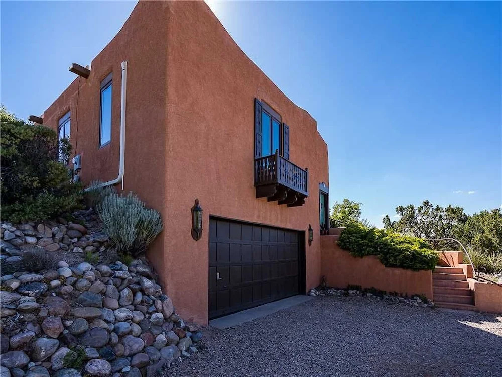 Arroyo's Edge, 3 Bedrooms, Private, Patios, Sleeps 6