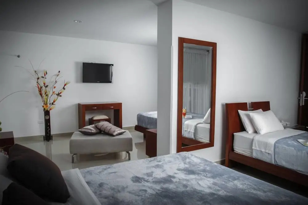 Cariongo Plaza Hotel