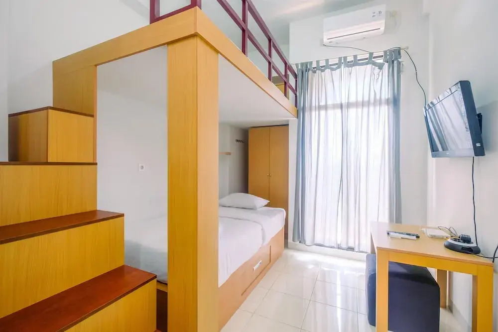 Great Deal Studio at Dave Apartment near Campus