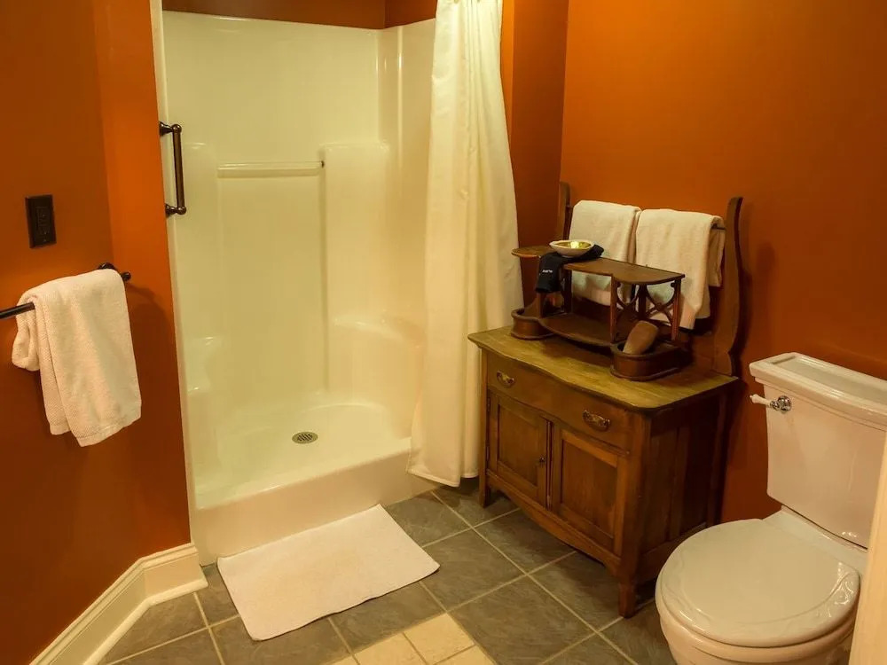 Homestead House B&B