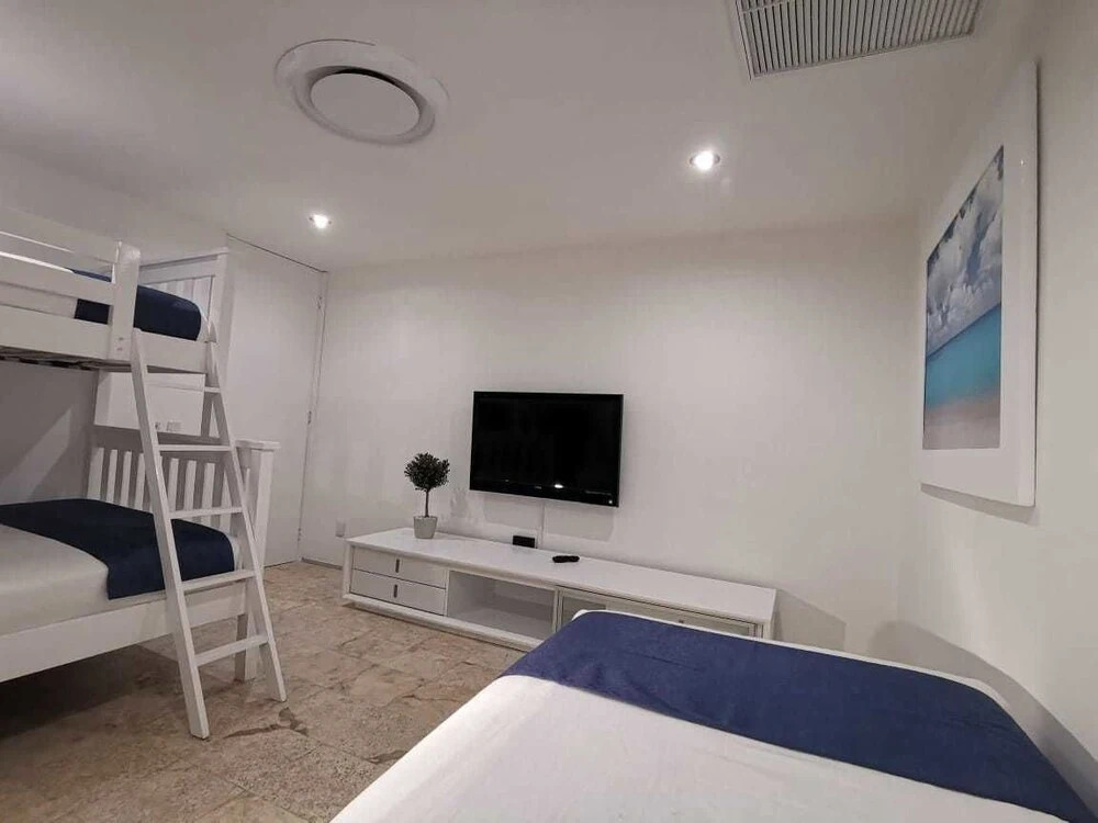 Magia Beachside Apartment by BVR
