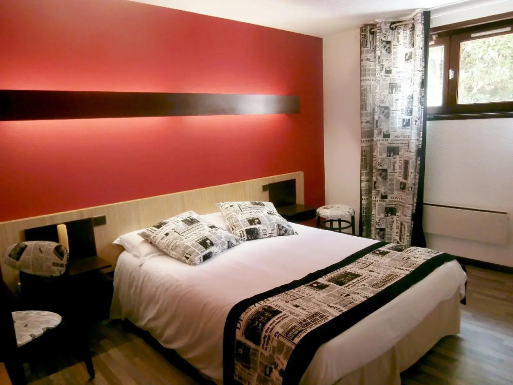 Logis Hôtel Le Merle Blanc