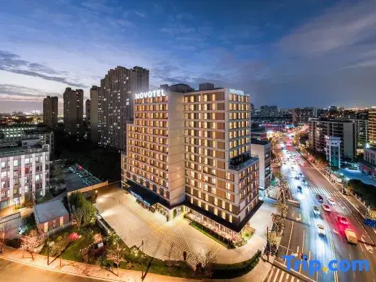 Shanghai Xuhui Binjiang Novotel Apartment