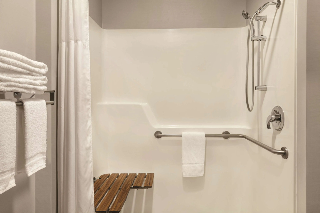 Country Inn & Suites by Radisson, Prineville, OR
