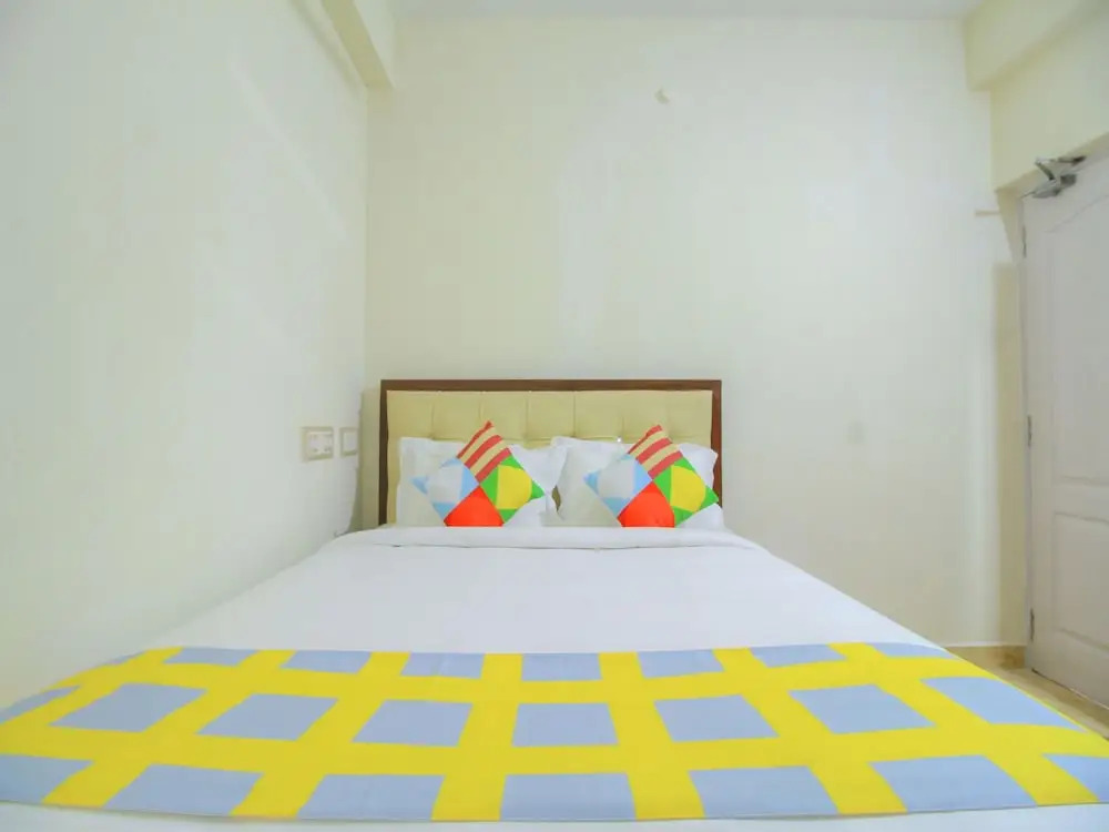 OYO 15856 Home 2BHK Near Rock Beach