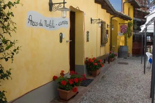 Arco Dei Nobili
