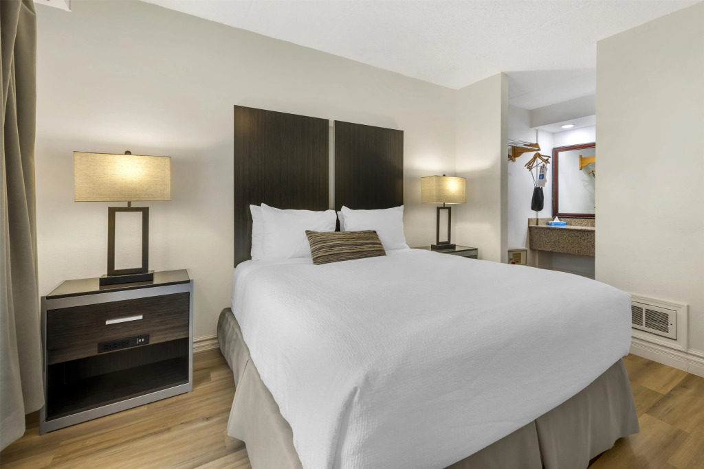 Best Western Pier Point Inn