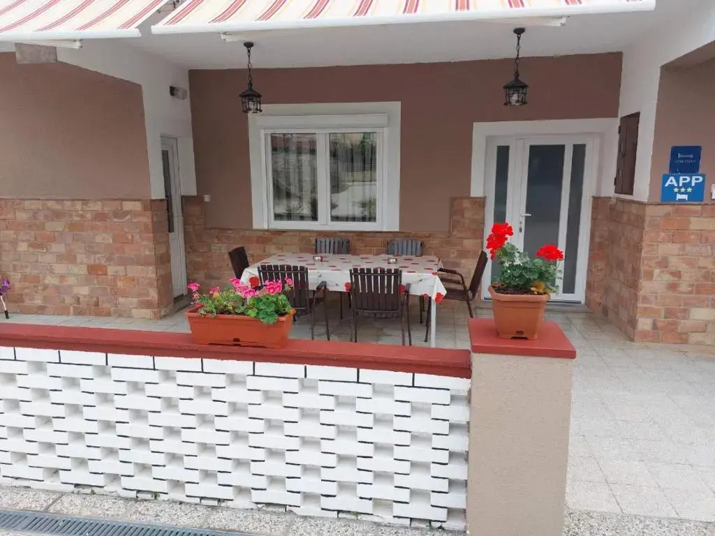 Apartman Bakša