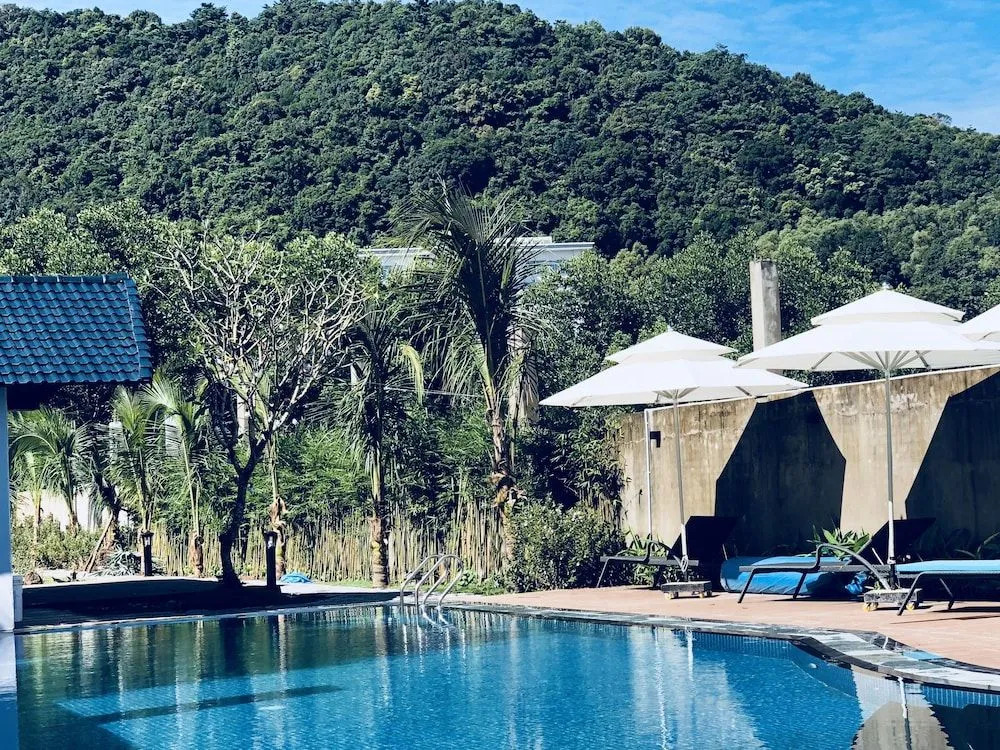 The Lam Resort