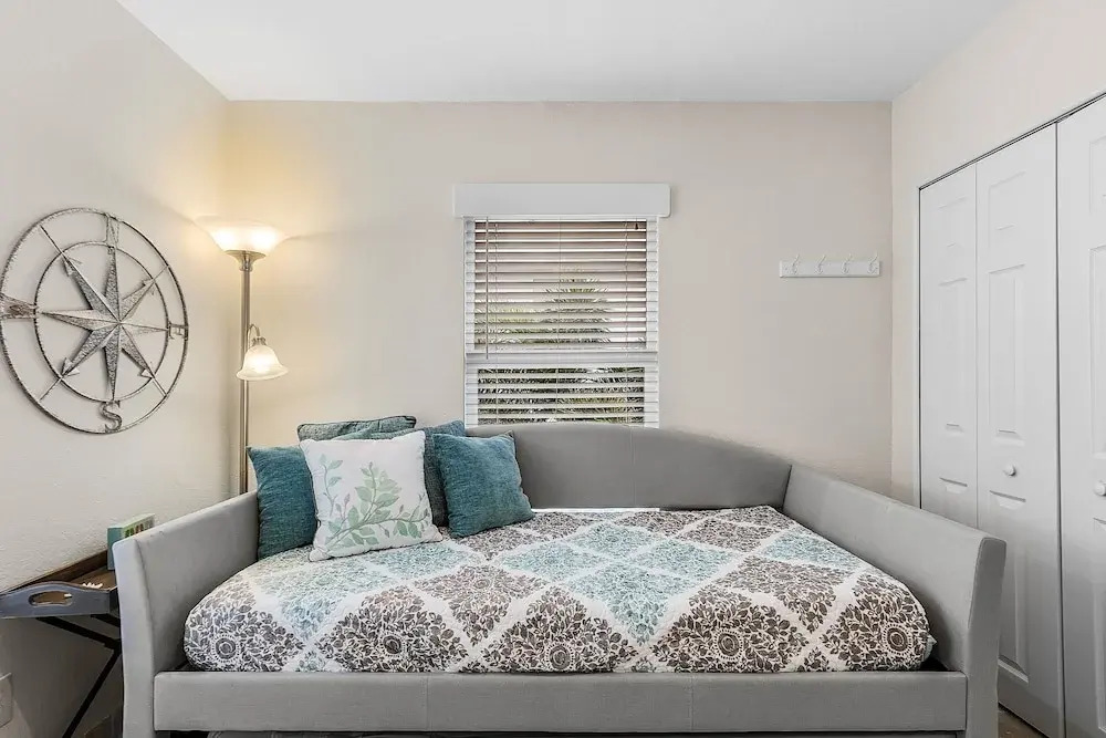 5550 Palmetto Paradise: 3br W/ Gulf Views, Heated Pool 3 Bedroom Home