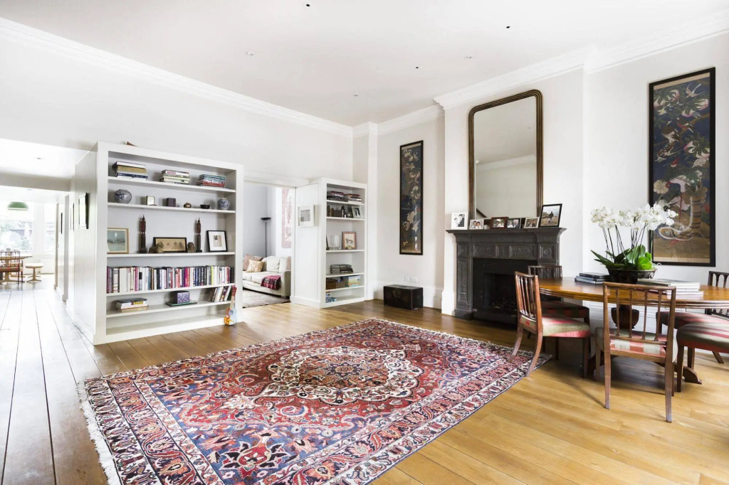 Earls Court Suites by Whelans