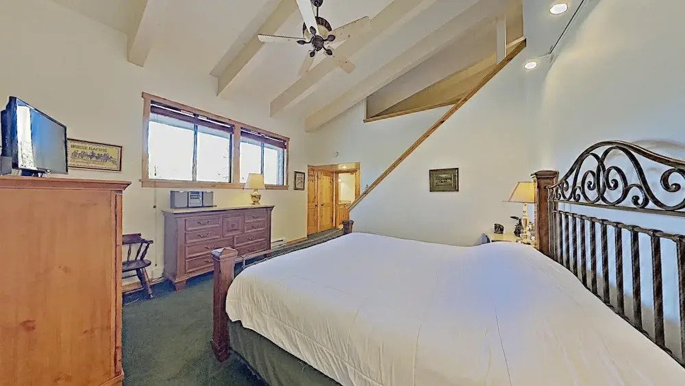 Sb206 2 Bedroom Condo