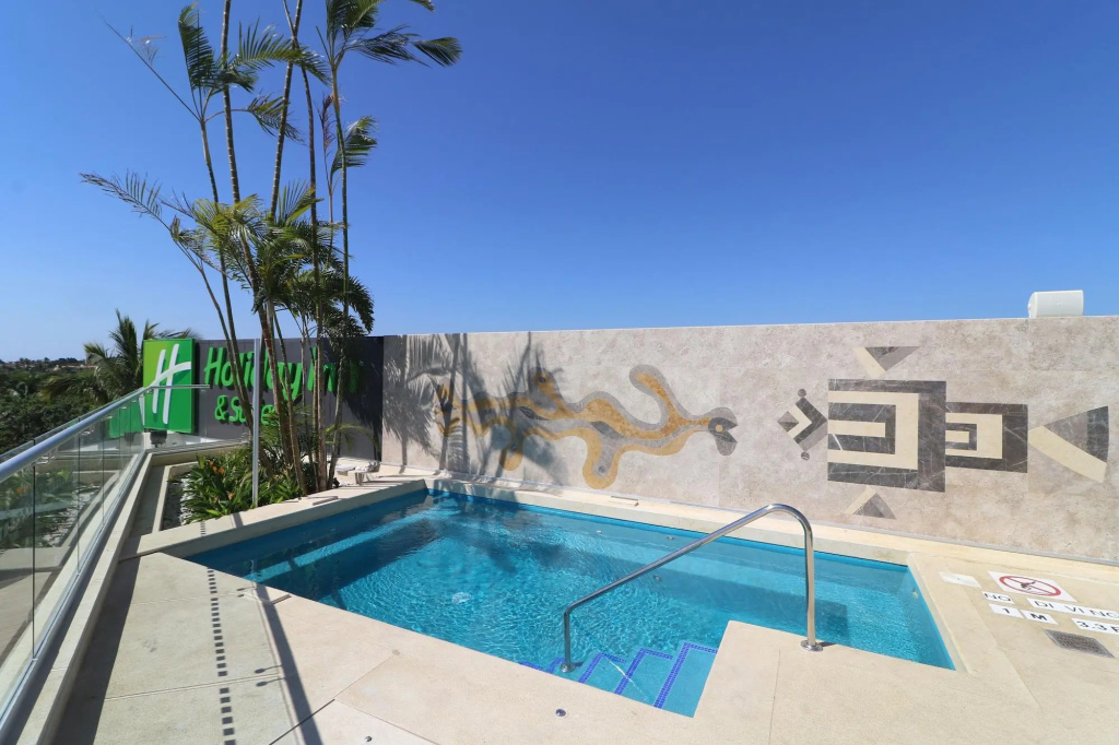 Holiday Inn & Suites - Puerto Vallarta Marina & Golf by IHG