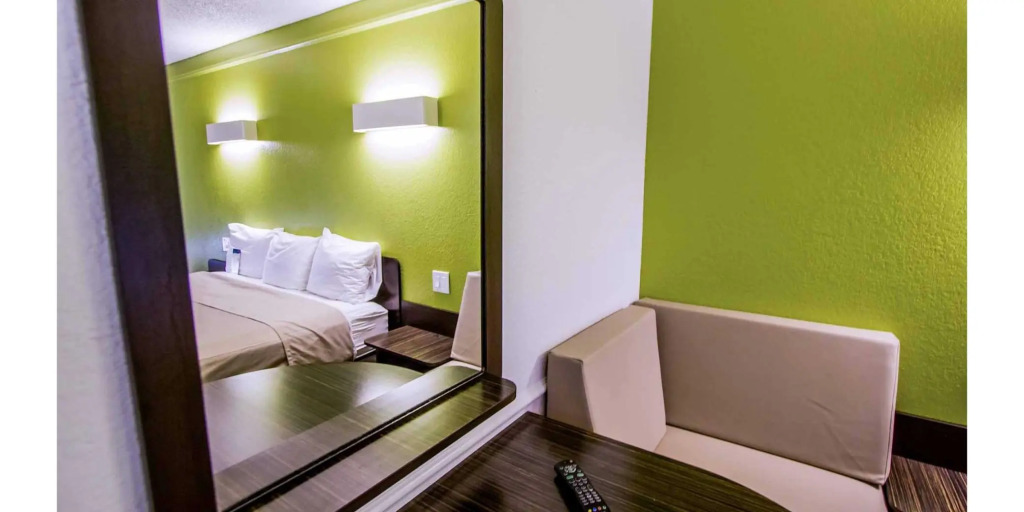 Motel 6-Austin, TX - Midtown